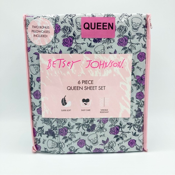 Betsey Johnson Other - Betsey Johnson Gray Skull Floral Haunted Floral Sheet Set Queen 6 Piece NEW